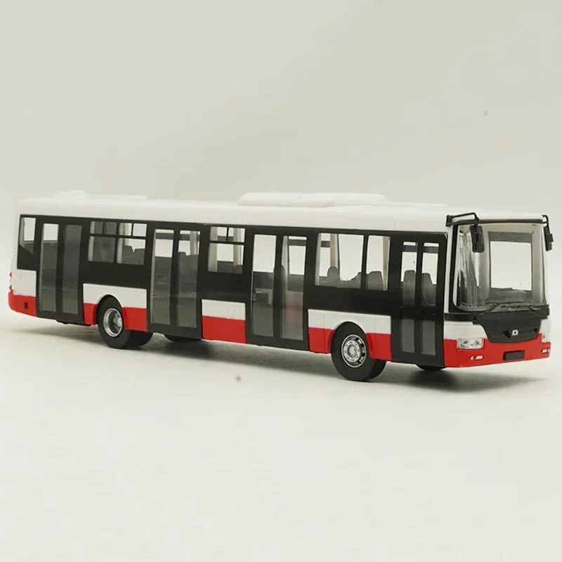 Verfdefecten 1:43 Autobus SOR- - Party Games Bus recensie en prijs